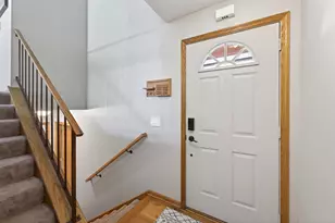 101 Mitchells Ct, Mahtomedi, MN 55115 - Photo 5