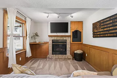 101 Mitchells Court, Mahtomedi, MN 55115 - Photo 33