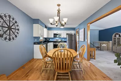 101 Mitchells Court, Mahtomedi, MN 55115 - Photo 19