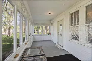 724 1st St N, Waterville, MN 56096 - Photo 5