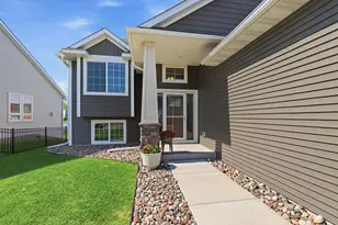 2802 213th St W, Farmington, MN 55024 - Photo 5