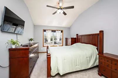 1015 Traditions Court, Chaska, MN 55318 - Photo 11