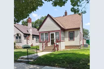 351 8th Avenue S, South Saint Paul, MN 55075 - Photo 1