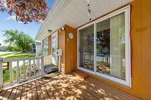113 7th Ave NE, Waseca, MN 56093 - Photo 5