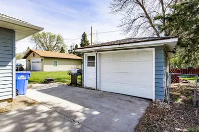 2101 7th Street N, Fargo, ND 58102 - Photo 43