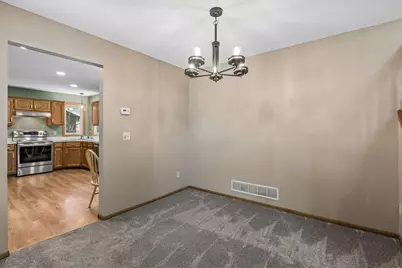 9407 Jasmine Avenue S, Cottage Grove, MN 55016 - Photo 11
