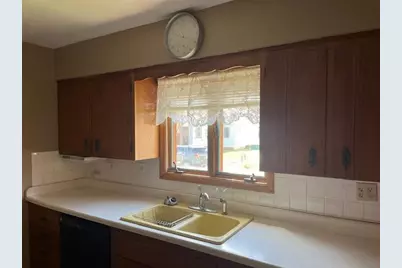 1102 McKinley Avenue, Eveleth, MN 55734 - Photo 9