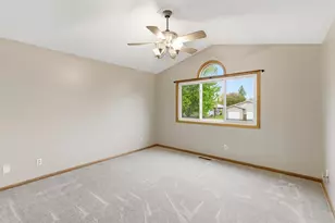 1667 Knights Dr, North Mankato, MN 56003 - Photo 13
