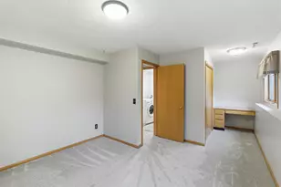 1667 Knights Dr, North Mankato, MN 56003 - Photo 17