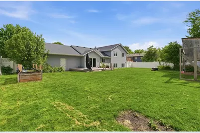 1667 Knights Drive, North Mankato, MN 56003 - Photo 19