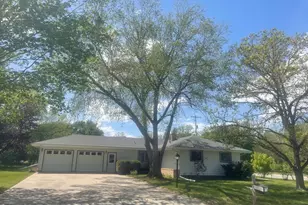 775 2nd St E, Tracy, MN 56175 - Photo 25