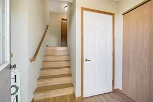 15529 Flyboat Ln, Apple Valley, MN 55124 - Photo 3