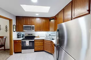 909 Luther Pl, Albert Lea, MN 56007 - Photo 9