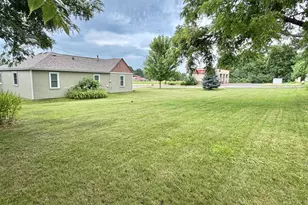 110 Red Wing Ave S, Red Wing, MN 55066 - Photo 3