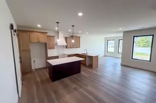 118 Altavista Dr, Detroit Lakes, MN 56501 - Photo 9