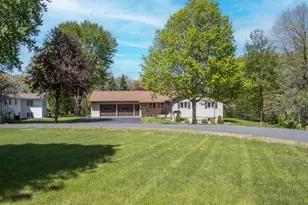 100 Stony Creek Cir, Mankato, MN 56001 - Photo 11