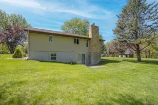 100 Stony Creek Cir, Mankato, MN 56001 - Photo 9