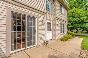 1043 Lovell Ln S, Roseville, MN 55113 - Photo 27