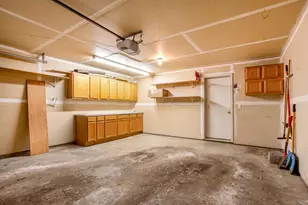 1043 Lovell Ln S, Roseville, MN 55113 - Photo 23