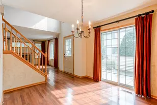 1043 Lovell Ln S, Roseville, MN 55113 - Photo 5