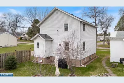520 15th Street N, Virginia, MN 55792 - Photo 3