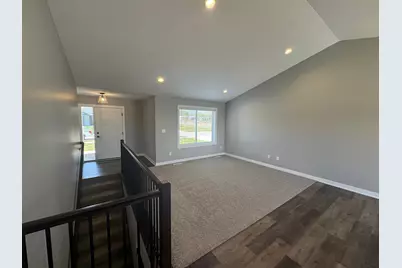 168 Stonelake Drive SE, Rochester, MN 55904 - Photo 7