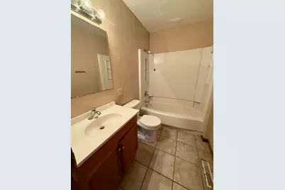 622 Valley Avenue SE, Valley City, ND 58072 - Photo 11