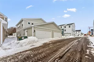 1360 Winthrop St N, Saint Paul, MN 55119 - Photo 23