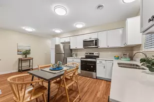 1360 Winthrop St N, Saint Paul, MN 55119 - Photo 3