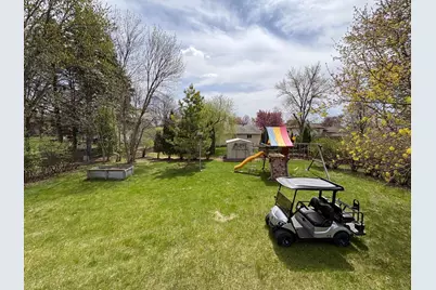 1305 14th Avenue N, Wahpeton,  58075 - Photo 9