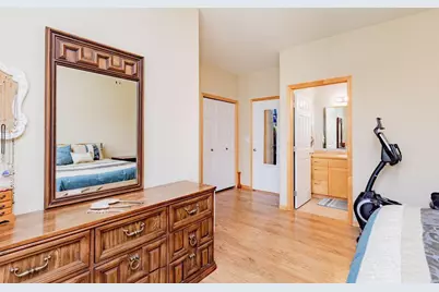 992 33rd Street S, Moorhead, MN 56560 - Photo 21