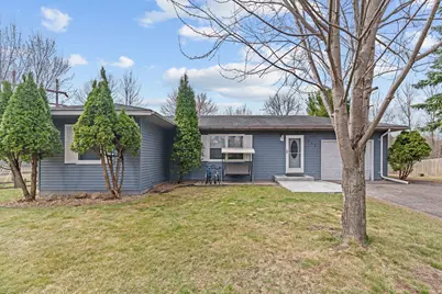 811 Page Street SW, Isanti, MN 55040 - Photo 1