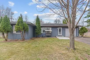 811 Page St SW, Isanti, MN 55040 - Photo 3