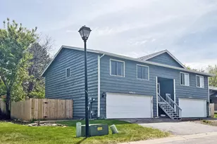 4463 Cinnamon Ridge Cir, Eagan, MN 55122 - Photo 1