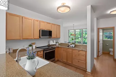 221 1st Avenue NE #15, Minneapolis, MN 55413 - Photo 11