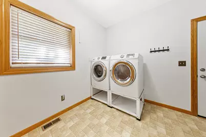 227 Woodhaven Lane, Mankato, MN 56001 - Photo 15