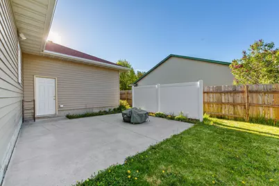 227 Woodhaven Lane, Mankato, MN 56001 - Photo 37