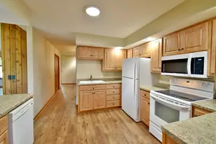 1252 Rolling Oaks Ln NW, Hutchinson, MN 55350 - Photo 15