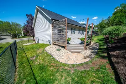 2107 Ponderosa Drive SW, Rochester, MN 55902 - Photo 27