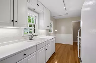 6617 Naomi Dr, Edina, MN 55439 - Photo 5
