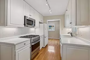 6617 Naomi Dr, Edina, MN 55439 - Photo 3