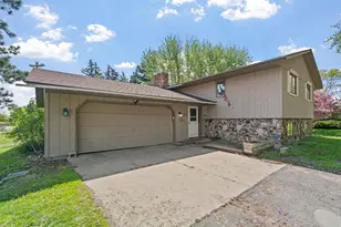 1154 Bromo Ave, Saint Cloud, MN 56303 - Photo 1