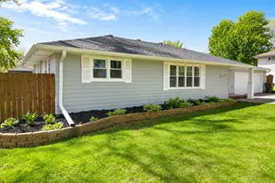 1820 Oak St, Hastings, MN 55033 - Photo 3
