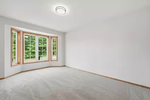1693 Windsor Dr S, Shakopee, MN 55379 - Photo 9