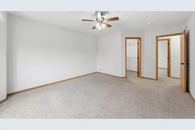 1693 Windsor Drive S, Shakopee, MN 55379 - Photo 33