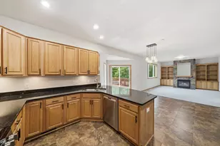 1693 Windsor Dr S, Shakopee, MN 55379 - Photo 7