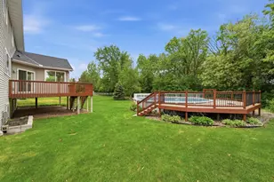 1693 Windsor Dr S, Shakopee, MN 55379 - Photo 43