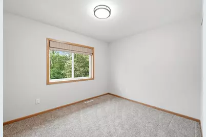 1693 Windsor Drive S, Shakopee, MN 55379 - Photo 33