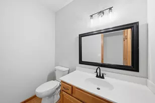 1693 Windsor Dr S, Shakopee, MN 55379 - Photo 27