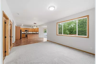 1693 Windsor Drive S, Shakopee, MN 55379 - Photo 13
